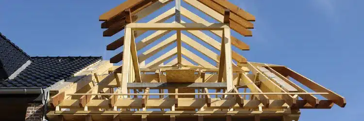 Maatwerk dakkapel op een schuin dak